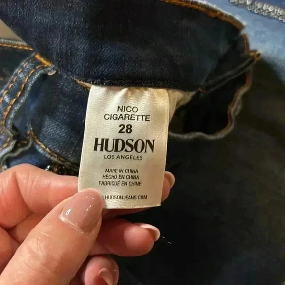 Hudson Nico Cigarette Fit with Unique Metal Detail, Size 28. - Picture 11 of 12